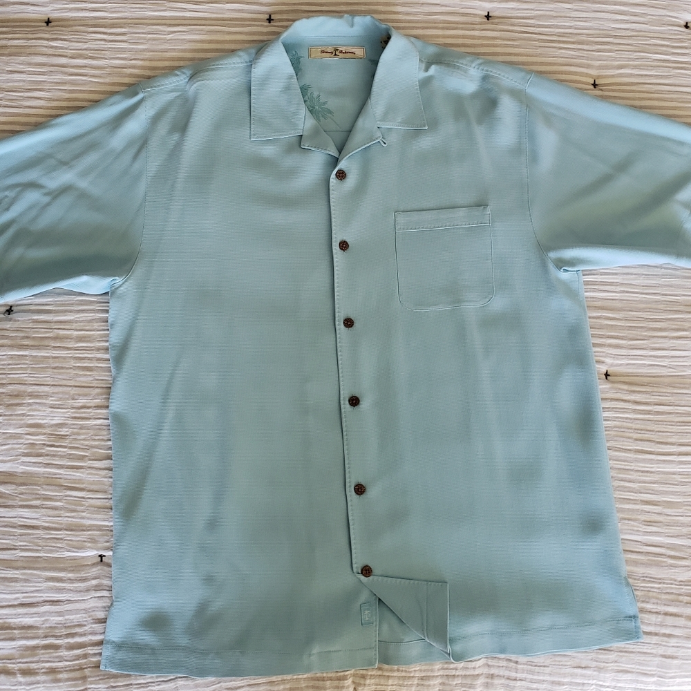 Tommy Bahama Mens  Medium Royal Bermuda 100% Washable Silk Camp Shirt